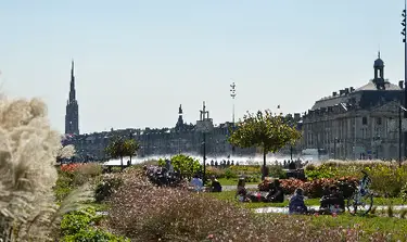 Internships in Bordeaux, France for international students