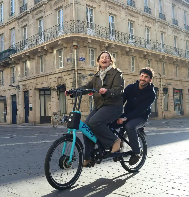 service Internships in France for international students